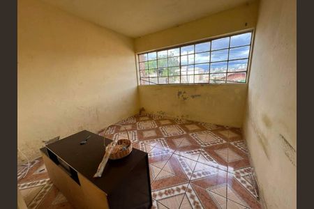 Casa à venda com 6 quartos, 300m² em Renascença, Belo Horizonte