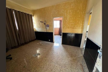 Casa à venda com 6 quartos, 300m² em Renascença, Belo Horizonte