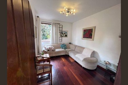 Casa à venda com 4 quartos, 364m² em Cachoeirinha, Belo Horizonte