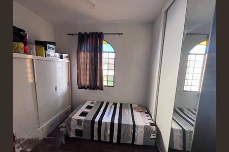 Casa à venda com 4 quartos, 364m² em Cachoeirinha, Belo Horizonte