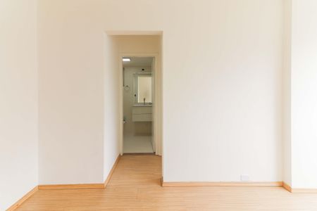 Sala de apartamento para alugar com 1 quarto, 43m² em Vila Pirajussara, São Paulo