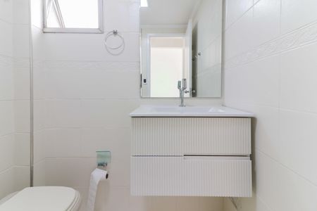 Banheiro de apartamento para alugar com 1 quarto, 43m² em Butantã, São Paulo