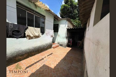 Casa à venda com 261m², 6 quartos e 1 vaga