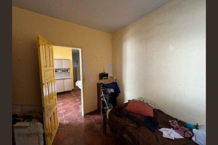 Casa à venda com 6 quartos, 261m² em Pirajá, Belo Horizonte