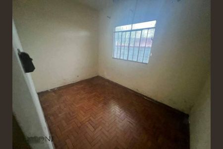 Casa à venda com 4 quartos, 180m² em Cachoeirinha, Belo Horizonte