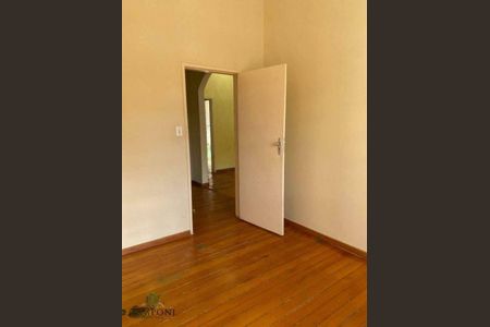 Casa à venda com 3 quartos, 250m² em Floresta, Belo Horizonte