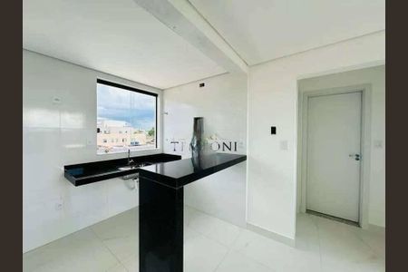 Apartamento à venda com 2 quartos, 176m² em São João Batista, Belo Horizonte
