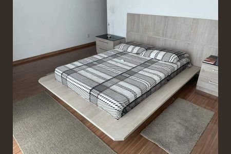 Casa à venda com 3 quartos, 197m² em Heliópolis, Belo Horizonte