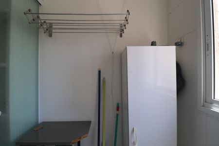 Apartamento à venda com 60m², 2 quartos e 1 vagaÁrea de Serviço