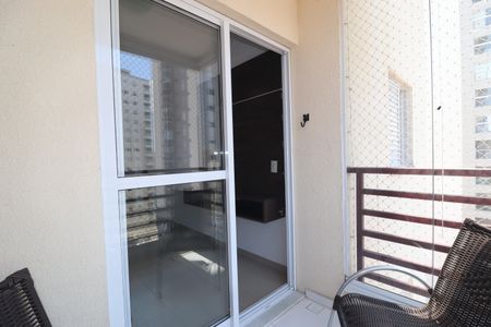 Varanda Sala de apartamento à venda com 2 quartos, 60m² em Parque das Nações, Santo André