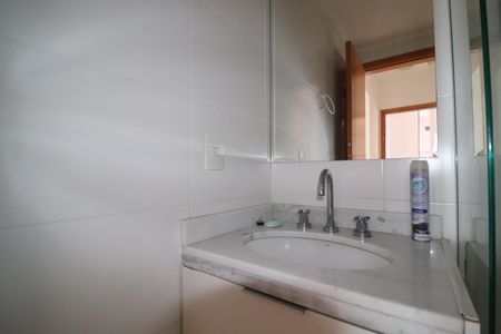 Apartamento à venda com 60m², 2 quartos e 1 vagaBanheiro 2