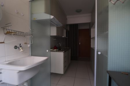 Apartamento à venda com 60m², 2 quartos e 1 vagaÁrea de Serviço