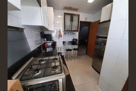 Apartamento à venda com 3 quartos, 515m² em Estoril, Belo Horizonte