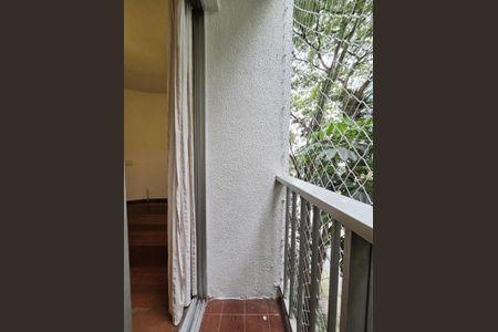 Apartamento para alugar com 37m², 1 quarto e 1 vaga Apartamento para alugar com 37m², 1 quarto e 1 vagaVaranda