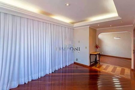 Apartamento à venda com 4 quartos, 251m² em Coracao de Jesus, Belo Horizonte