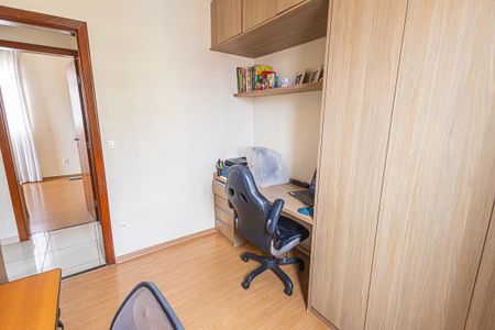 Apartamento à venda com 159m², 3 quartos e 1 vagaquarto 3