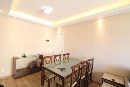 Sala de apartamento para alugar com 3 quartos, 75m² em Interlagos, São Paulo