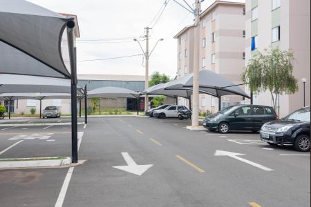 Apartamento para alugar com 52m², 2 quartos e 1 vaga Apartamento para alugar com 52m², 2 quartos e 1 vagaGaragens