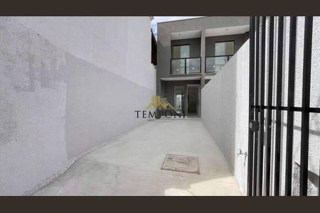 Casa à venda com 65m², 2 quartos e 1 vaga