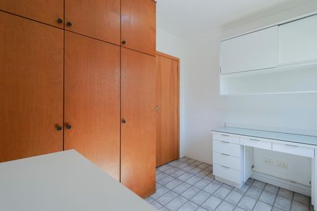 Apartamento à venda com 96m², 3 quartos e 1 vagaQuarto 2