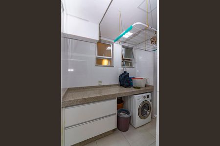 Apartamento à venda com 173m², 3 quartos e 1 vagaÁrea de Serviço