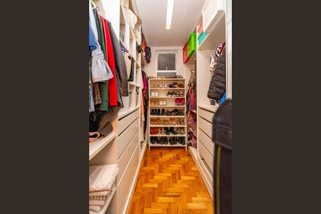 Apartamento à venda com 173m², 3 quartos e 1 vagaCloset da suíte