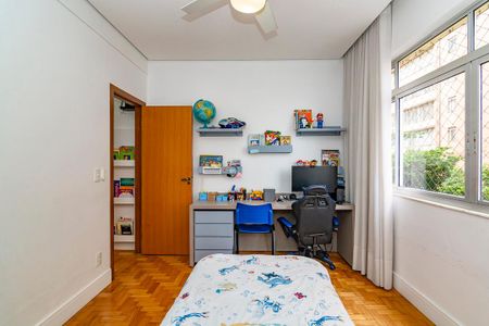 Apartamento à venda com 173m², 3 quartos e 1 vagaQuarto 2