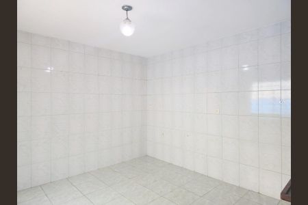 Casa para alugar com 270m², 3 quartos e 3 vagasCozinha 