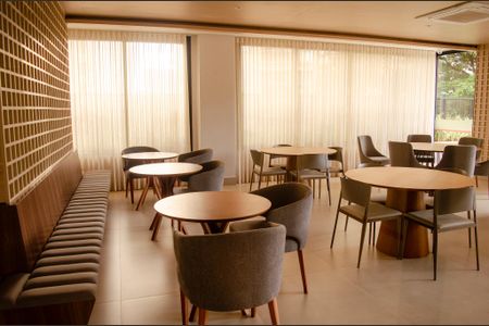 Apartamento para alugar com 128m², 3 quartos e 2 vagasÁrea comum - Salão de festas