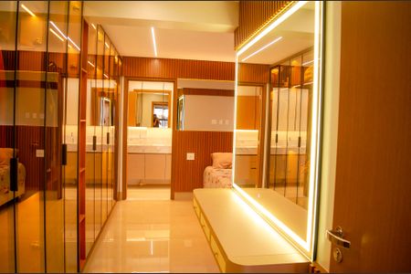 Apartamento para alugar com 128m², 3 quartos e 2 vagasCloset da suíte 3