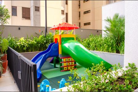 Apartamento para alugar com 128m², 3 quartos e 2 vagasÁrea comum - Playground