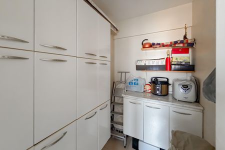 Apartamento à venda com 107m², 3 quartos e 2 vagasQuarto de Serviço