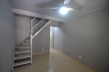 Sala de casa para alugar com 2 quartos, 60m² em Botafogo, Nova Iguaçu
