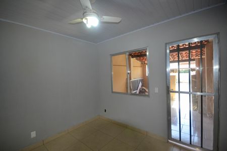 Sala de casa para alugar com 2 quartos, 60m² em Botafogo, Nova Iguaçu