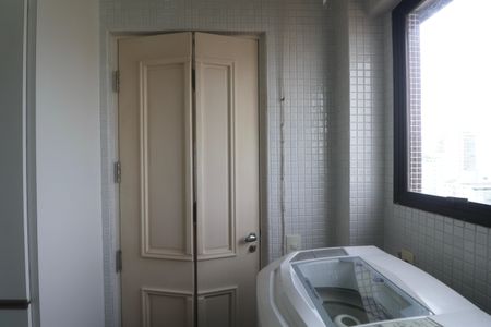 Apartamento para alugar com 174m², 3 quartos e 1 vagaÁrea de Serviço