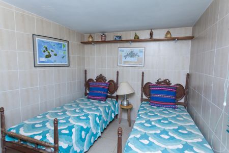 Casa de condomínio à venda com 400m², 4 quartos e 6 vagasquarto 2