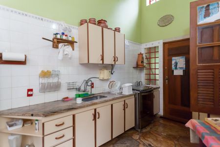 Casa de condomínio à venda com 400m², 4 quartos e 6 vagasCozinha