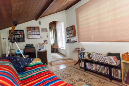 Casa de condomínio à venda com 400m², 4 quartos e 6 vagassala extra 