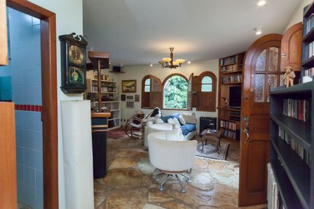 Casa de condomínio à venda com 400m², 4 quartos e 6 vagassuite 2