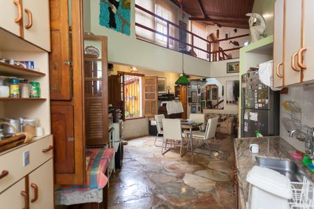 Casa de condomínio à venda com 400m², 4 quartos e 6 vagasCozinha