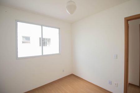 Quarto 2 de apartamento para alugar com 2 quartos, 40m² em Vila Lage, São Gonçalo