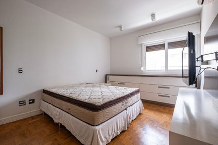 Quarto 1 de apartamento à venda com 2 quartos, 108m² em Cerqueira César, São Paulo