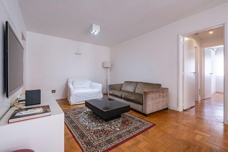 Sala de apartamento à venda com 2 quartos, 108m² em Cerqueira César, São Paulo