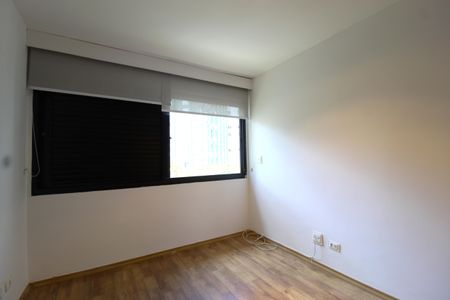 Apartamento para alugar com 143m², 3 quartos e 2 vagasQuarto 1