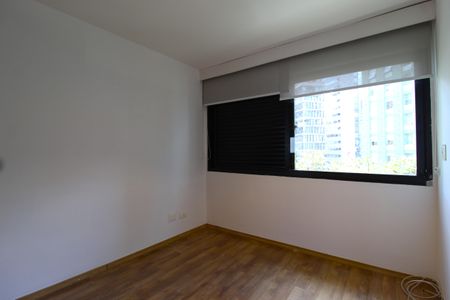 Apartamento para alugar com 143m², 3 quartos e 2 vagasQuarto 1