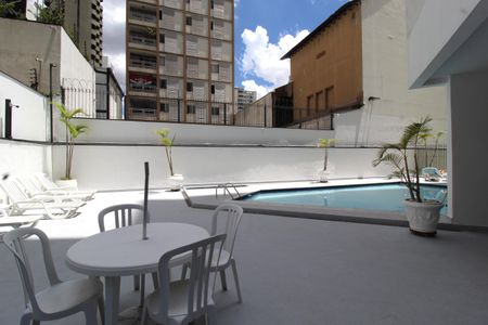 Apartamento para alugar com 143m², 3 quartos e 2 vagasÁrea Comum - Piscina