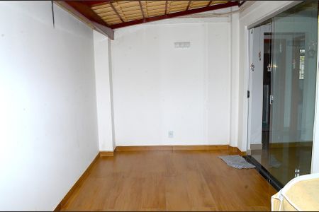 Apartamento para alugar com 66m², 2 quartos e 1 vagaVaranda