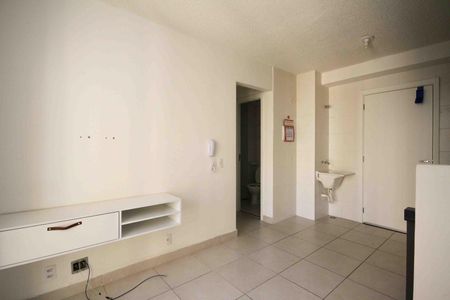 Sala de apartamento para alugar com 2 quartos, 34m² em Vila Ema, São Paulo