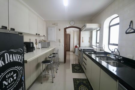 Apartamento para alugar com 287m², 4 quartos e 2 vagasCozinha