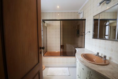 Apartamento para alugar com 287m², 4 quartos e 2 vagasBanheiro Suíte